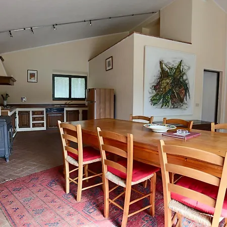 Alloggio per agriturismo Vinci *